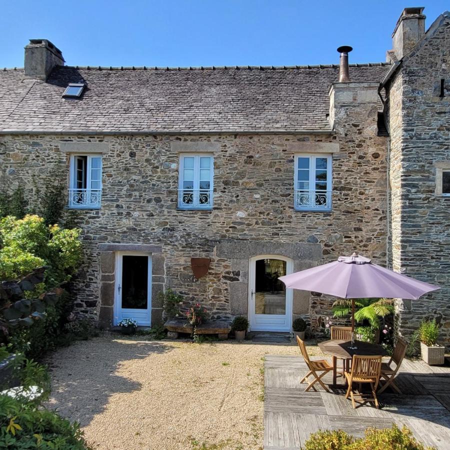 Gite De Charme Au Manoir Du Plessis-Quinquis Sainte-Seve Екстериор снимка